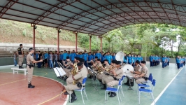 Em Desterro do Melo, escola tem Disciplina Militar como proposta pedagógica