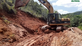 Liberado o acesso a comunidade do Monjolos