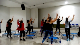 Aulas de Zumba e Jump são ofertadas em Desterro do Melo