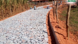 Morro da Teca recebe Obras de Calçamento