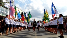 Desfile Cívico é realizado em Desterro do Melo